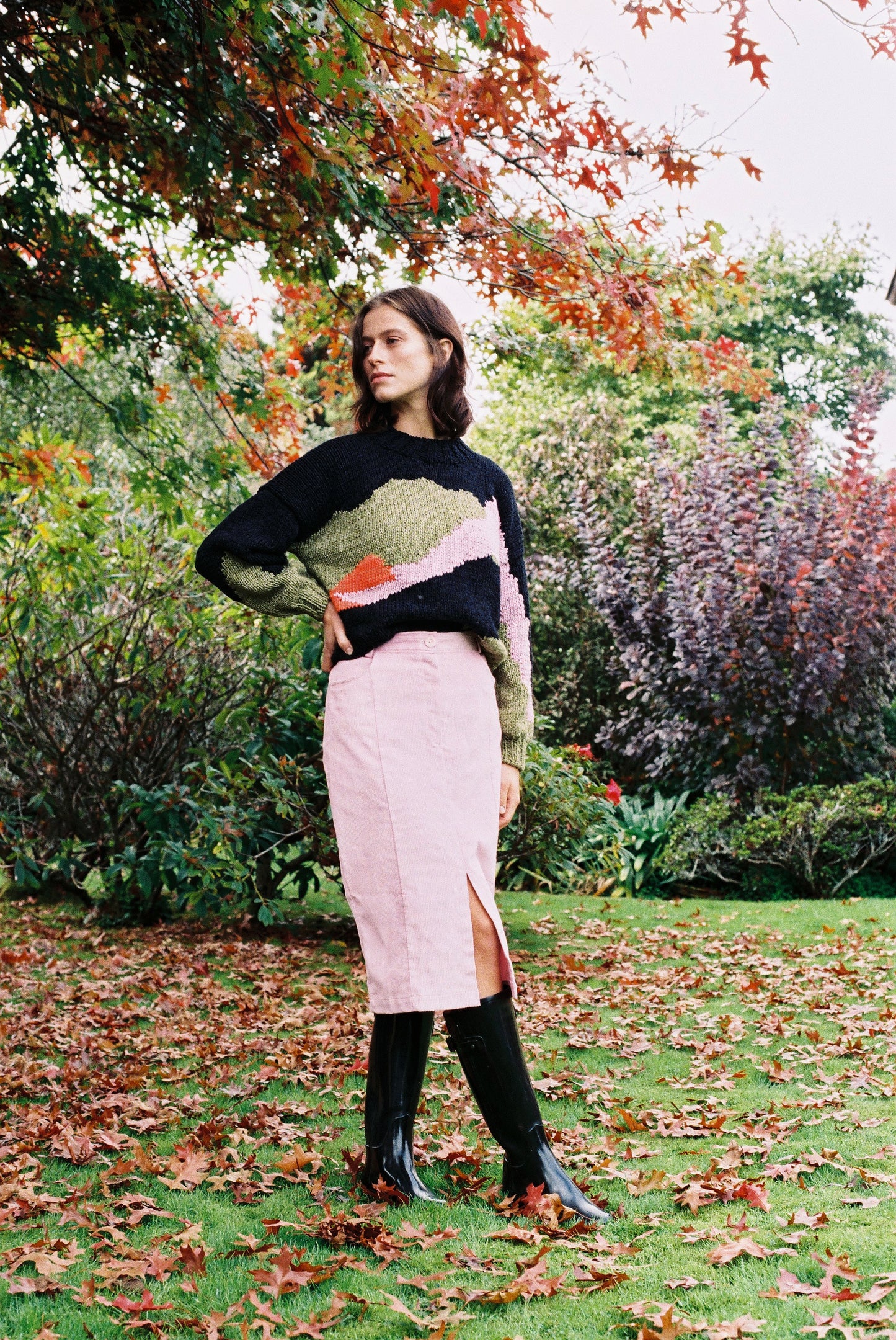 FALDA MIDI CORTES ROSA