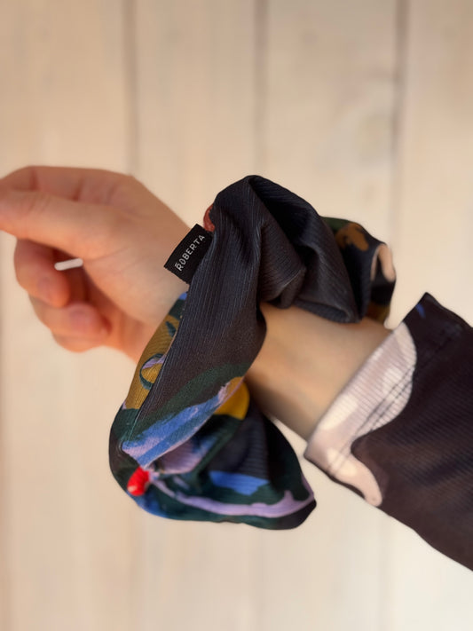 SCRUNCHIE PAISAJE NEGRO