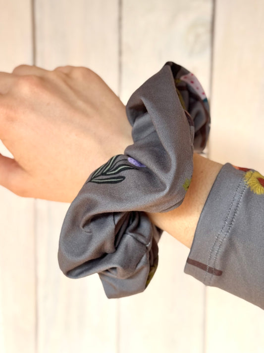 SCRUNCHIE CHOROY GRIS