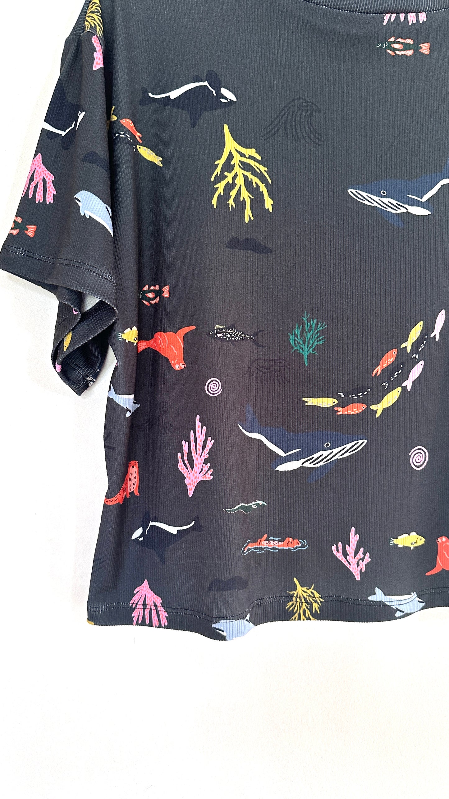 POLERA TORTUGA MARINO GRAFITO