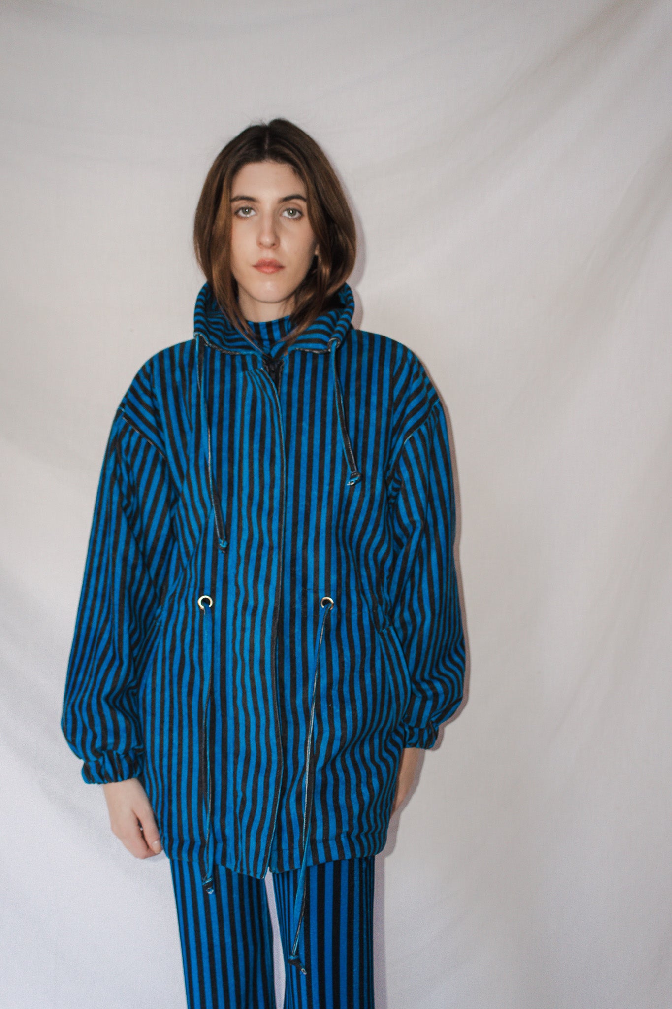 CHAQUETA ELCIRA RAYAS AZUL NEGRO