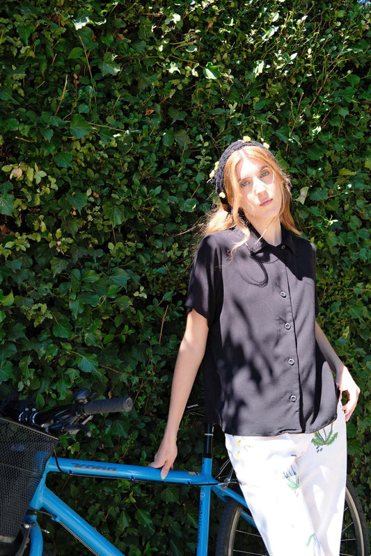 CAMISA GUAYABERA NEGRA