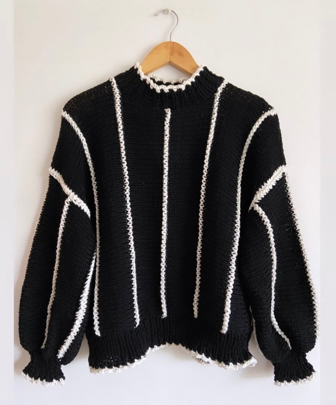 SWEATER RAYAS NEGRO BLANCO