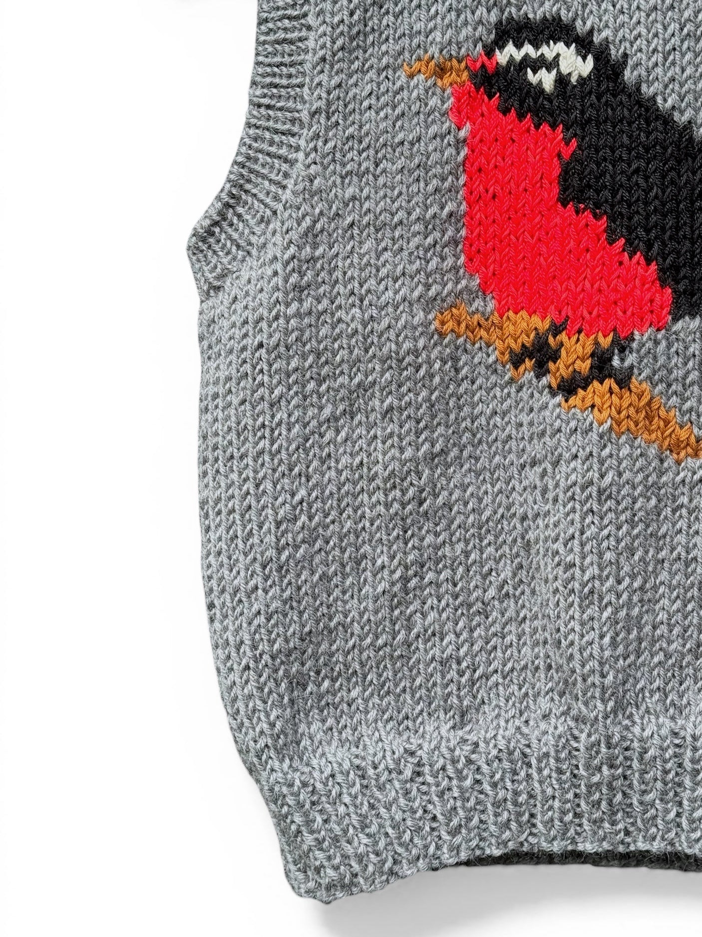 SWEATER SIN MANGA LOICA GRIS