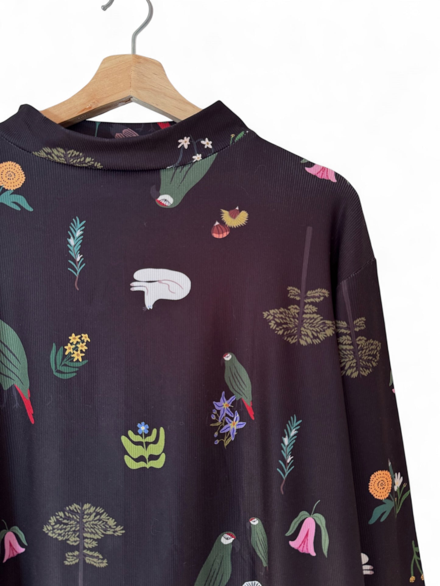 POLERA TORTUGA CHOROY NEGRO