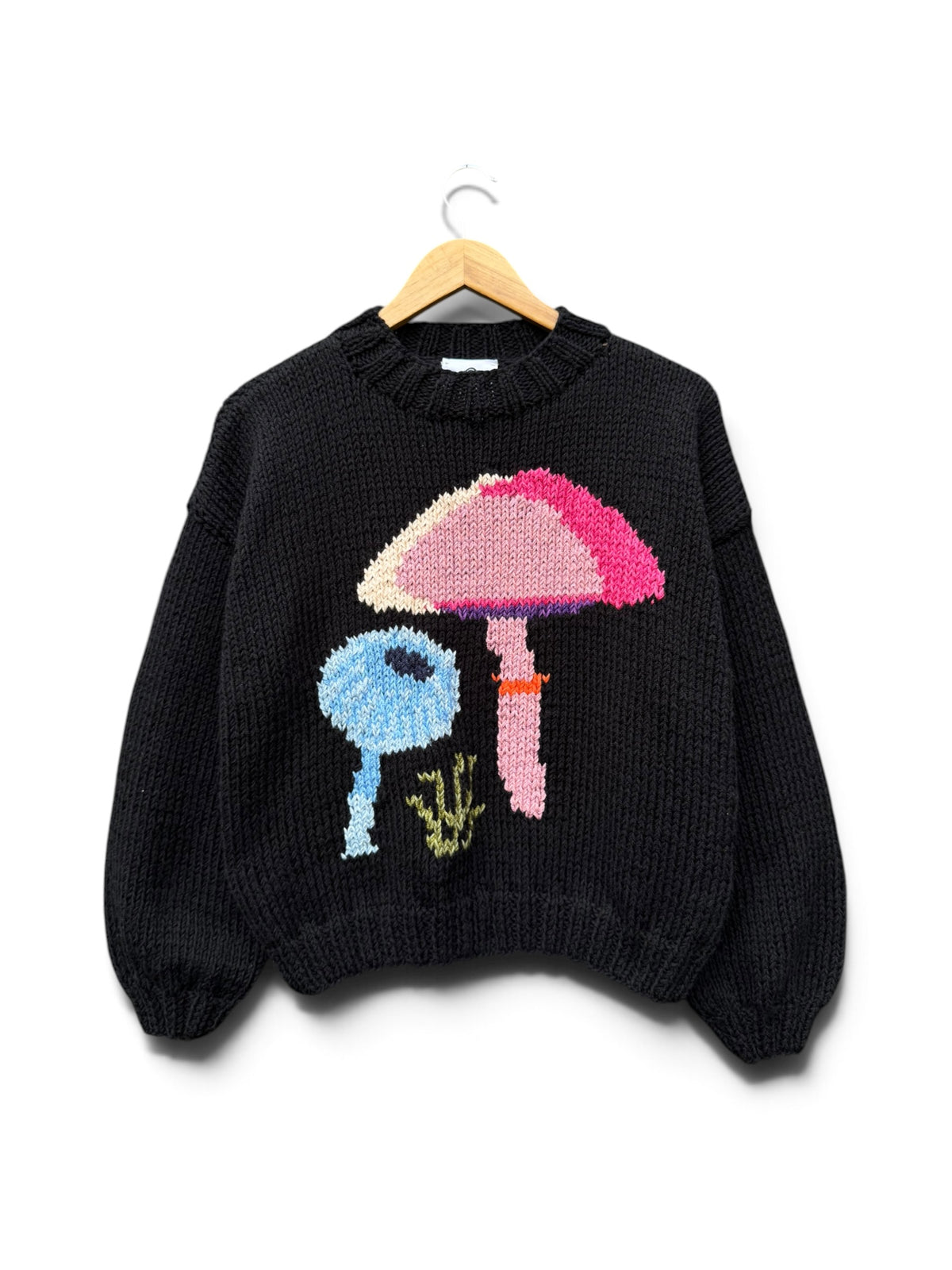 SWEATER HONGOS MUSGO NEGRO
