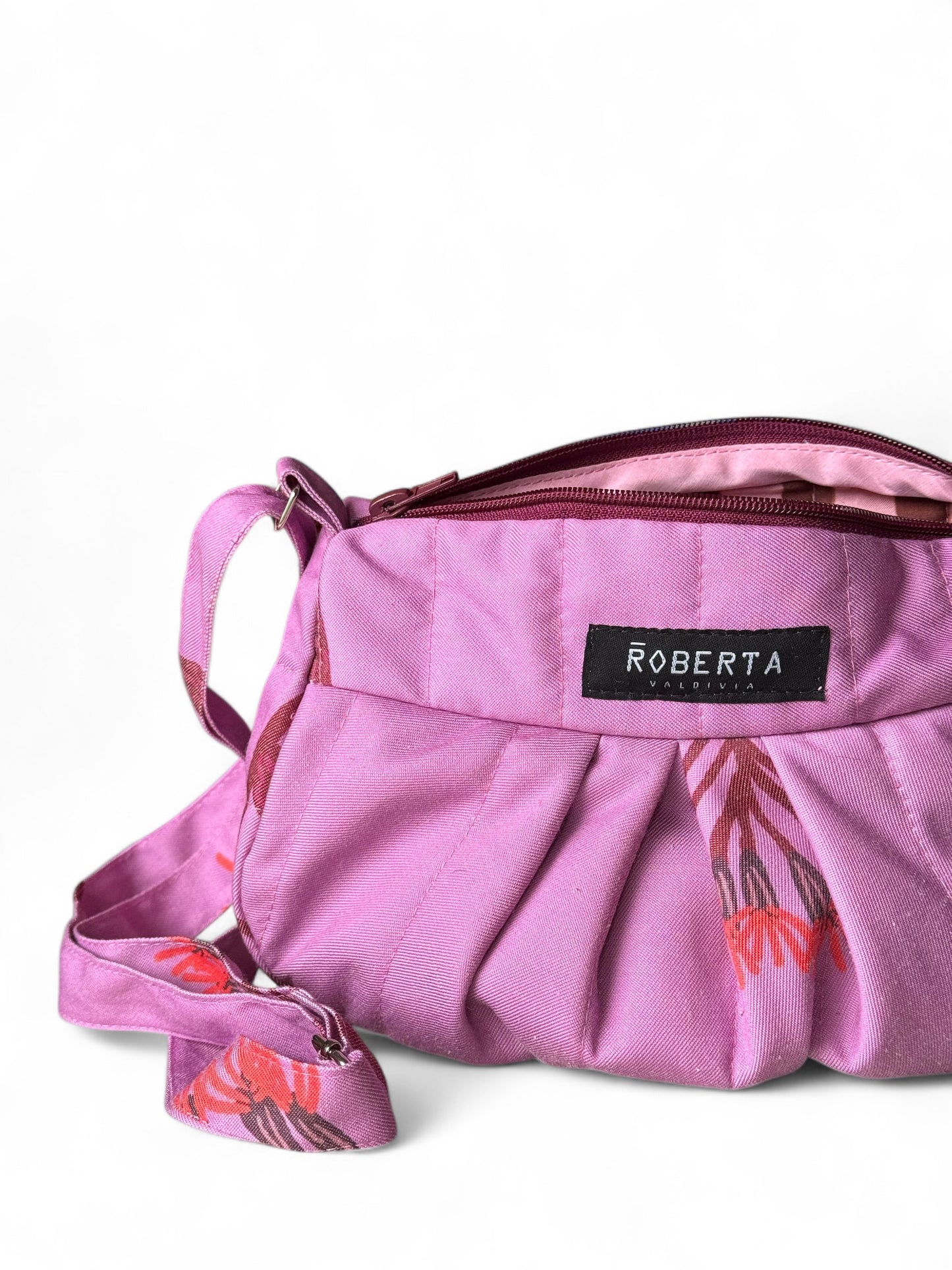 CARTERA ACOLCHADA FLORES FUCSIA