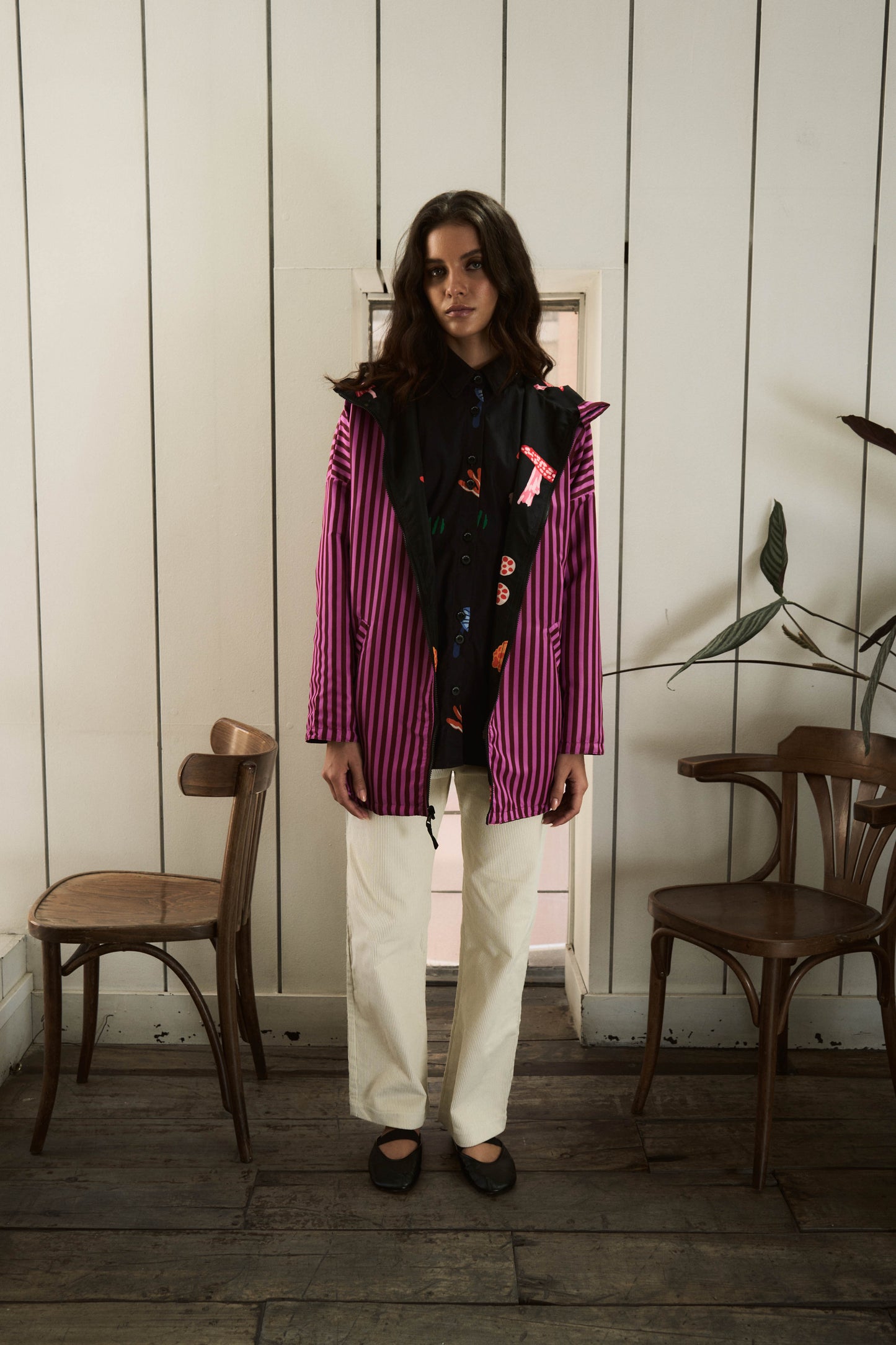 CHAQUETA IMPERMEABLE REVERSIBLE HONGOS/RAYAS