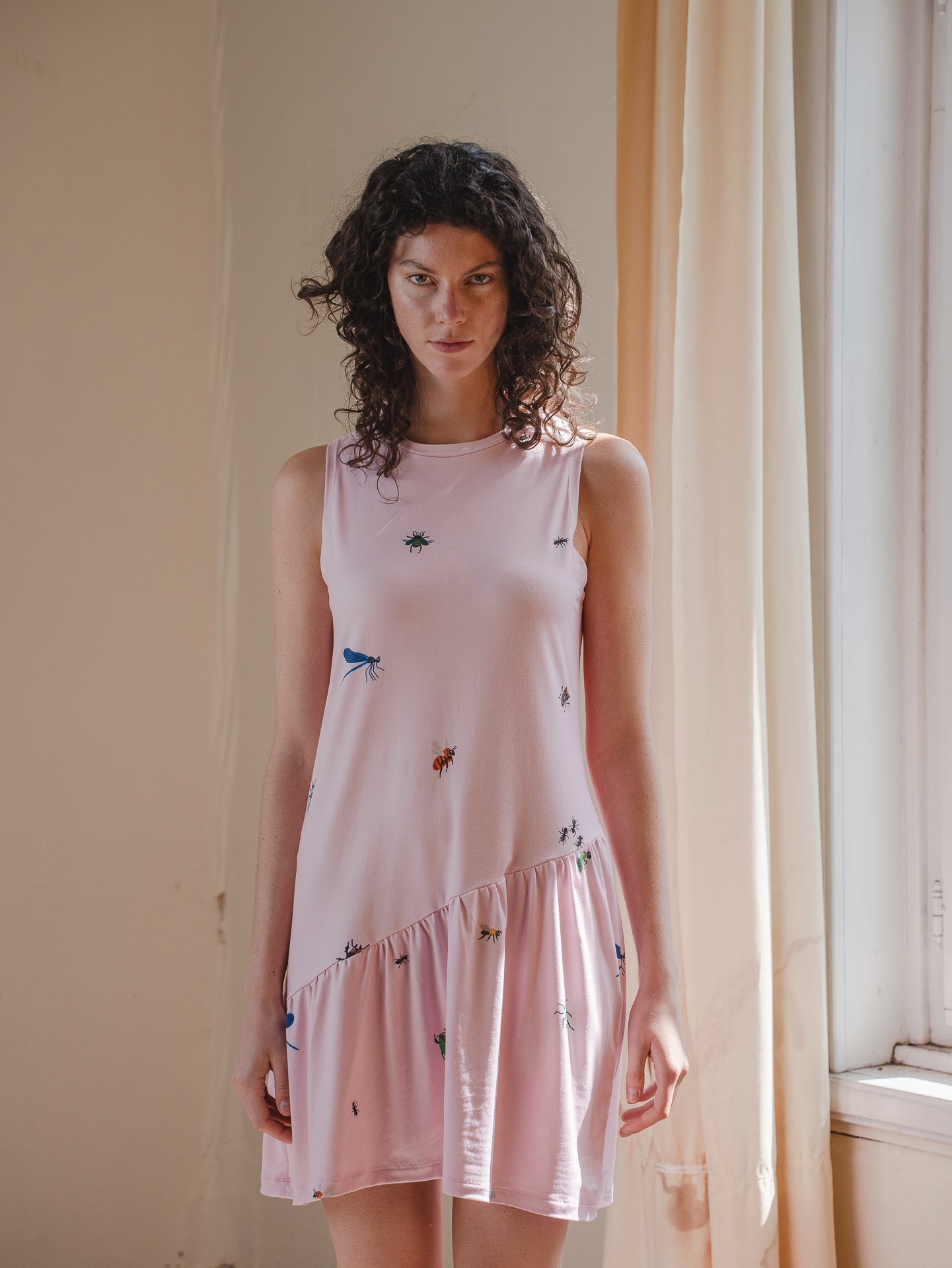 VESTIDO BLUME CORTO BICHOS