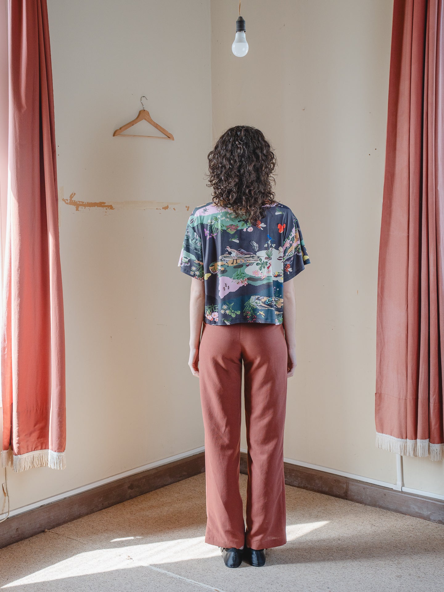 POLERA TORTUGA CAMPO NOCHE