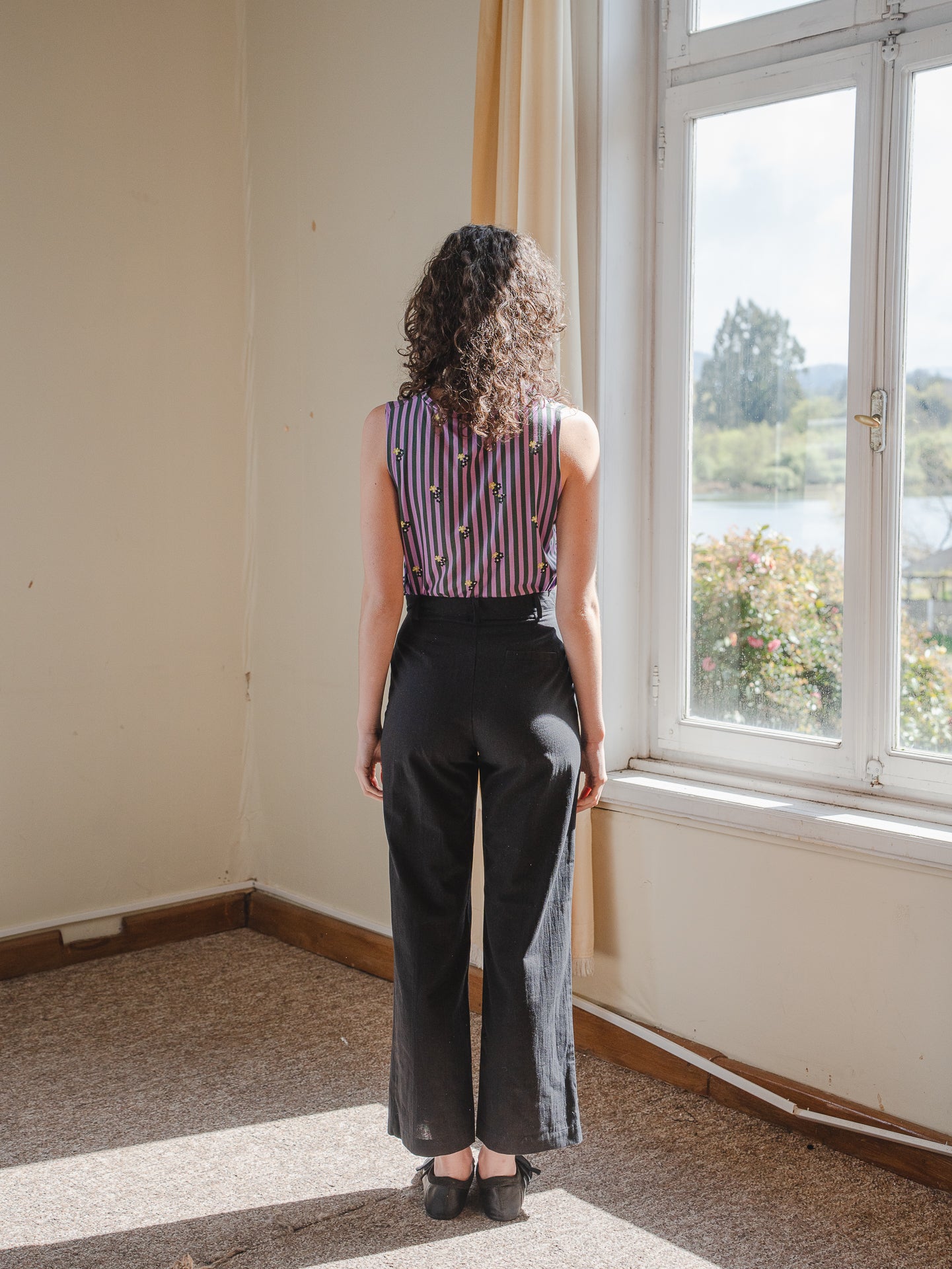 TOP MIRLO RAYAS FLORES