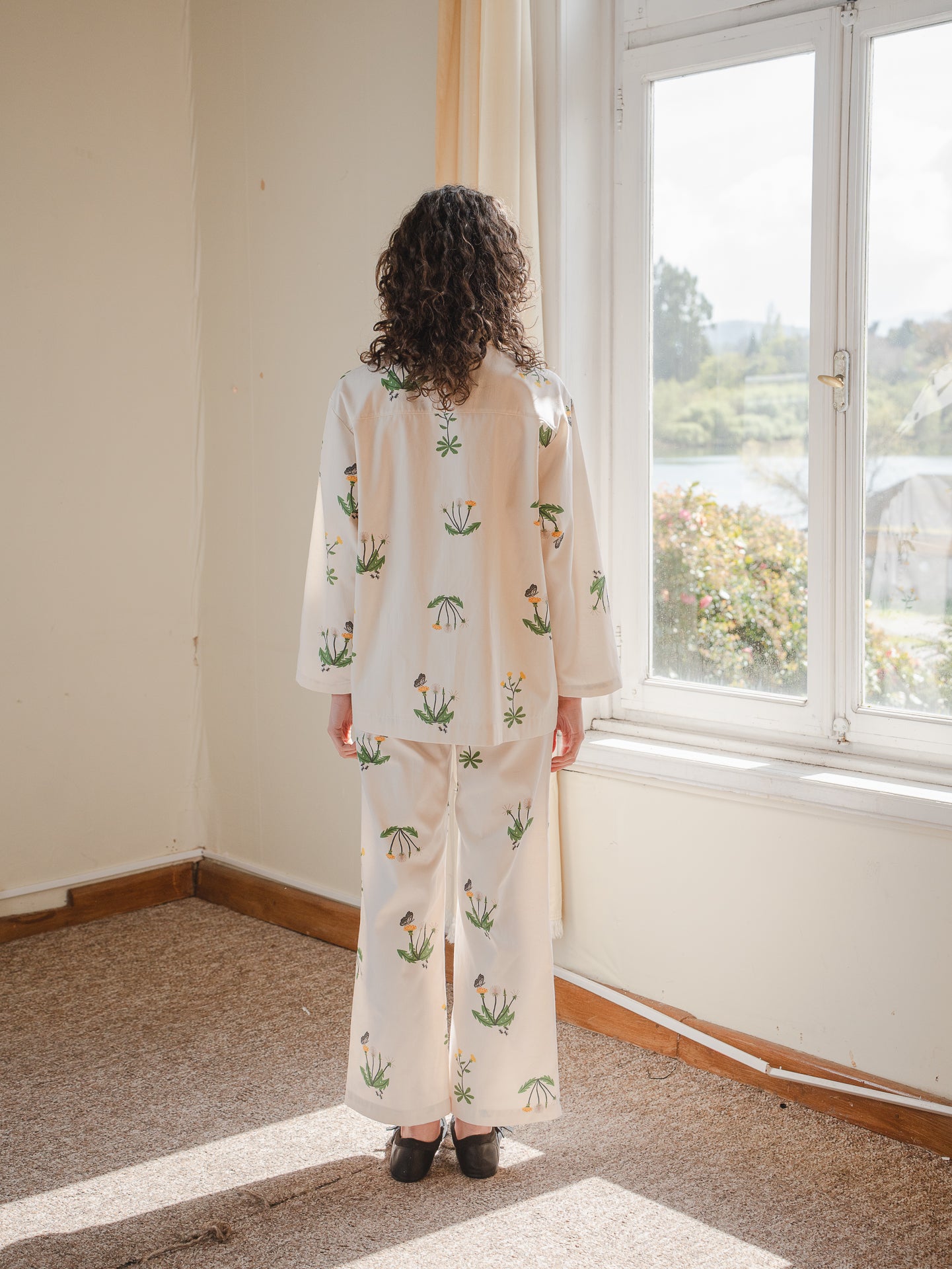 CHAQUETA POOL LARGA DIENTE DE LEON