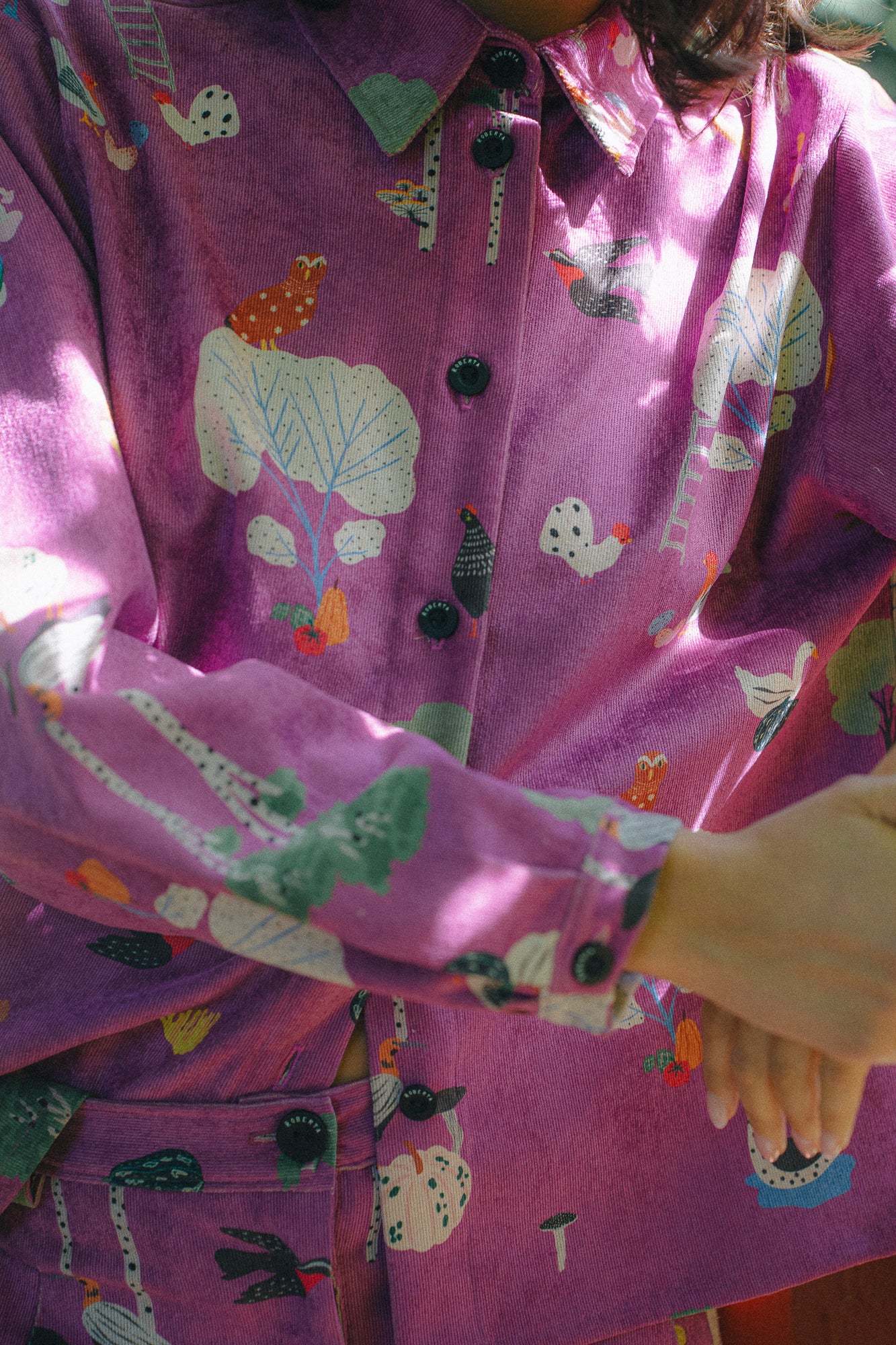 CAMISA DORA COTELE AVES FRAMBUESA