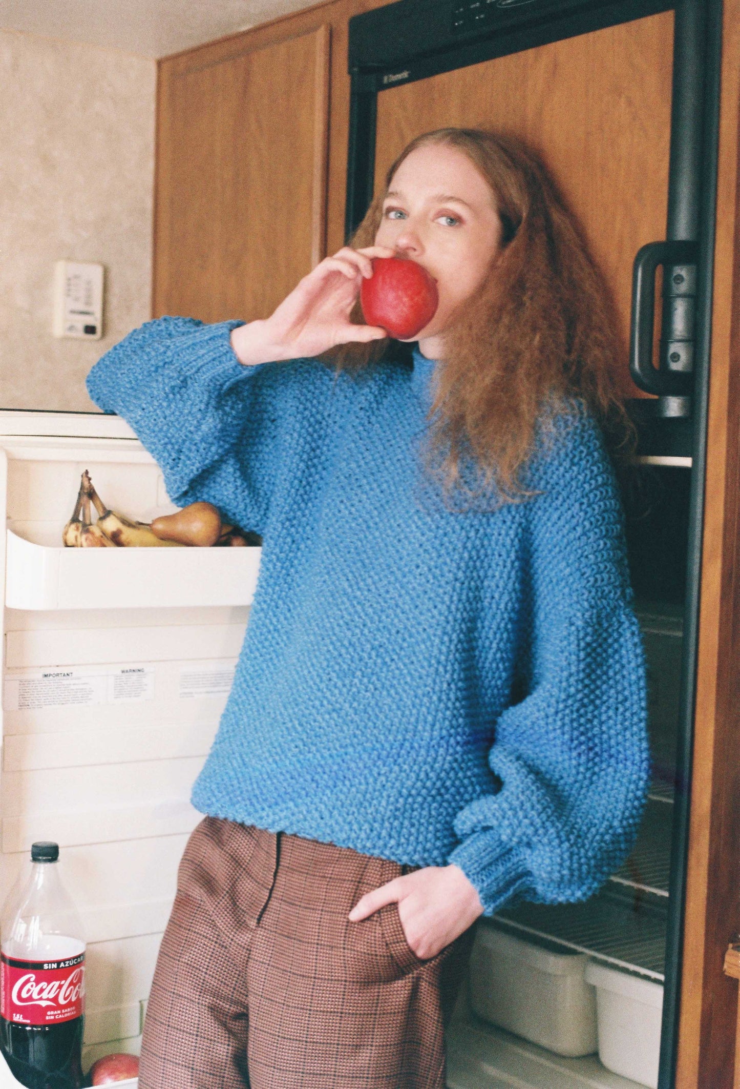 SWEATER MOMA AZUL LARGO CERRADO