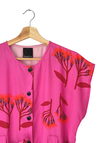 VESTIDO OVER FLORES FUCSIA