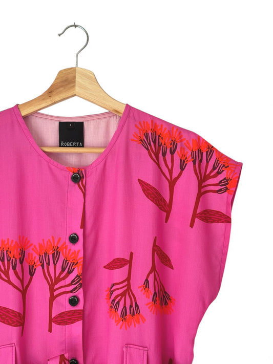 VESTIDO OVER FLORES FUCSIA