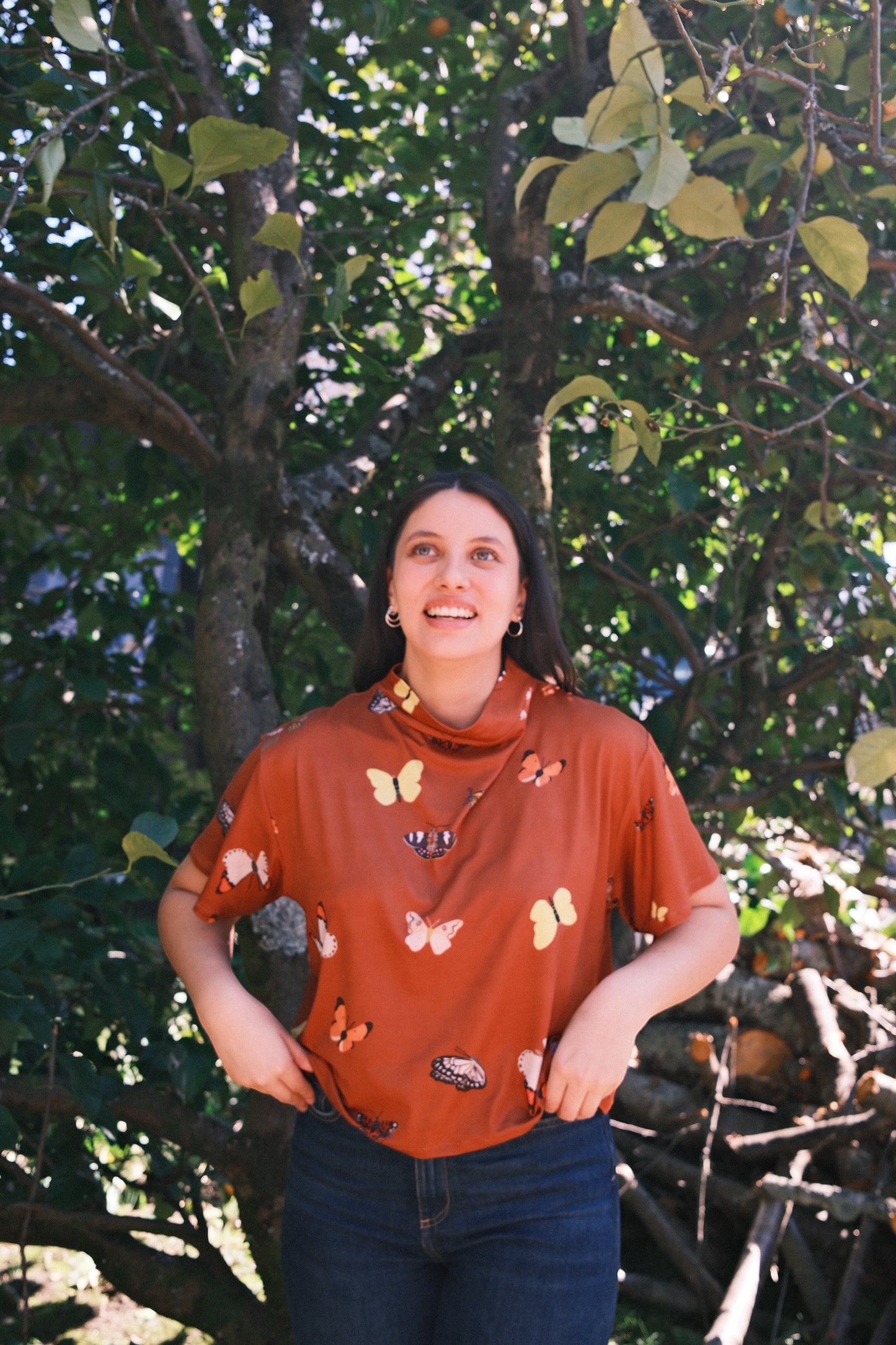 POLERA TORTUGA MARIPOSAS MANJAR