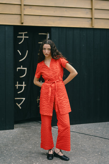 PANTALON TUBO TEXTURA ROJO