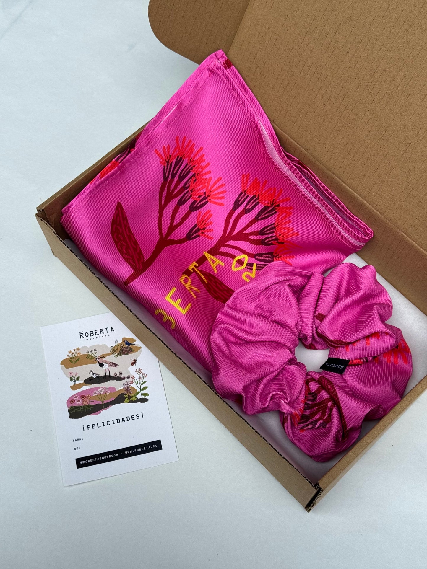 CAJA SET FLORES FUCSIA