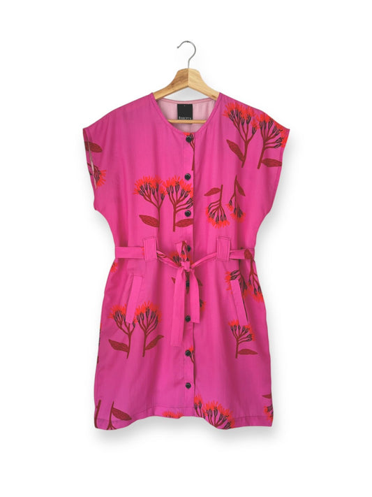 VESTIDO OVER FLORES FUCSIA