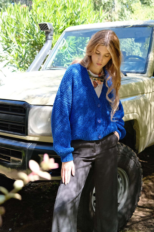 MOMA CORTO ABIERTO AZUL REY