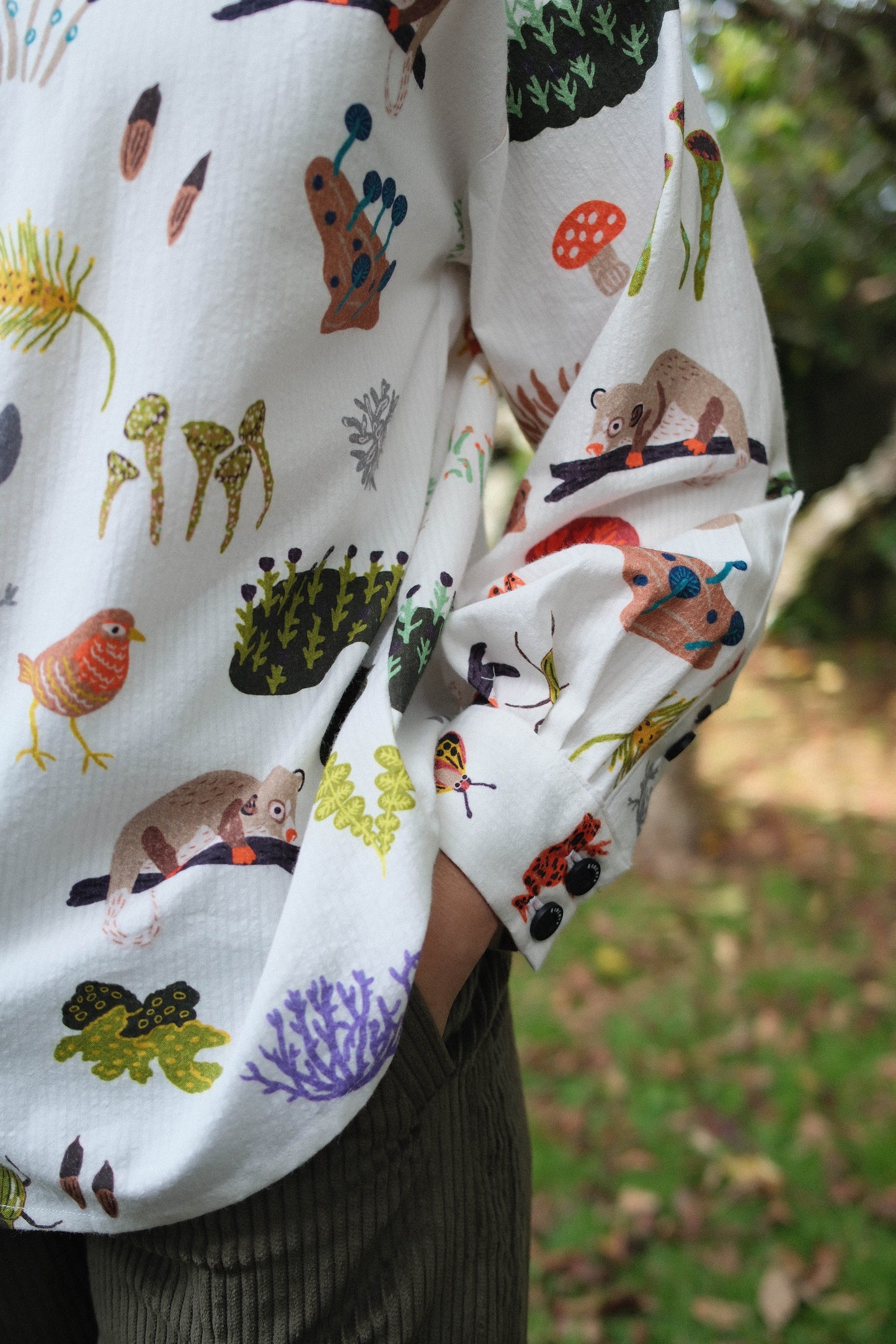 CAMISA GLOBO MICROBOSQUE