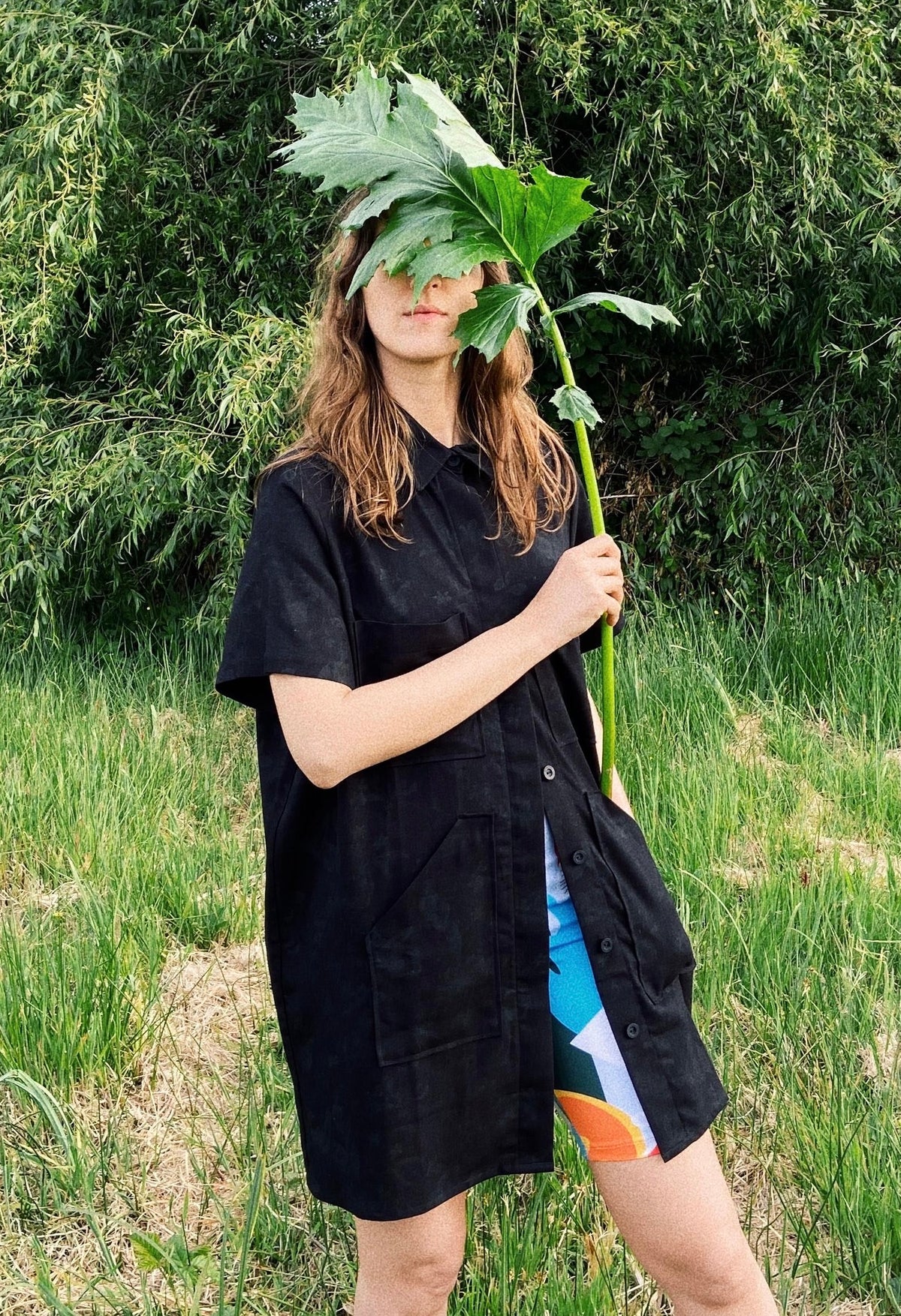 VESTIDO CAMISERO FLORES NEGRO
