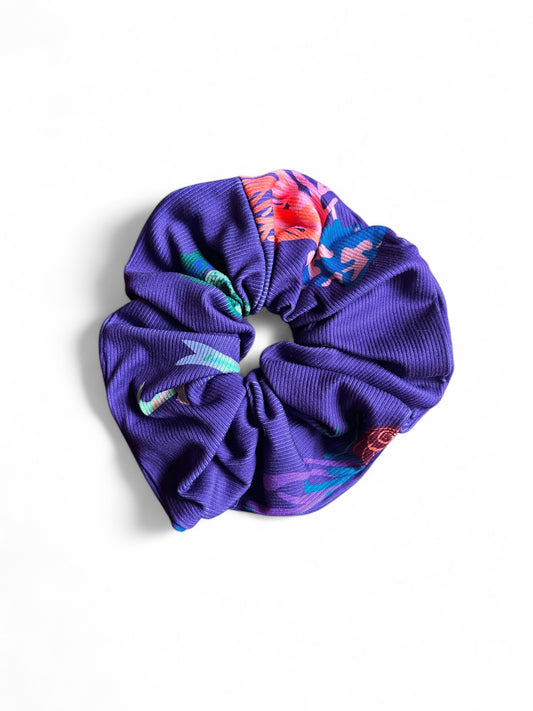 SCRUNCHIE PECES MORADO