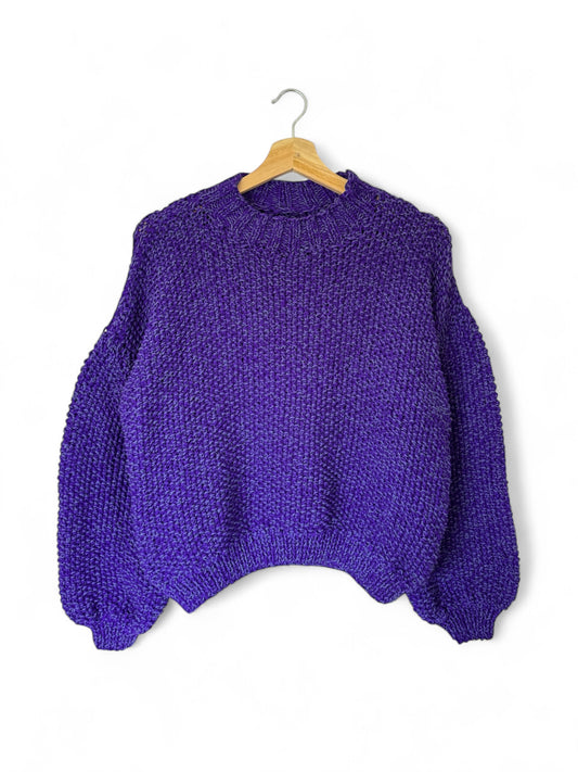 MOMA CORTO CERRADO MORADO