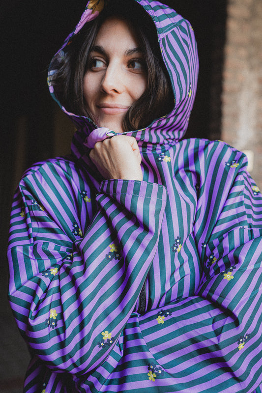 CHAQUETA IMPERMEABLE REVERSIBLE CAMPO NOCHE/RAYAS
