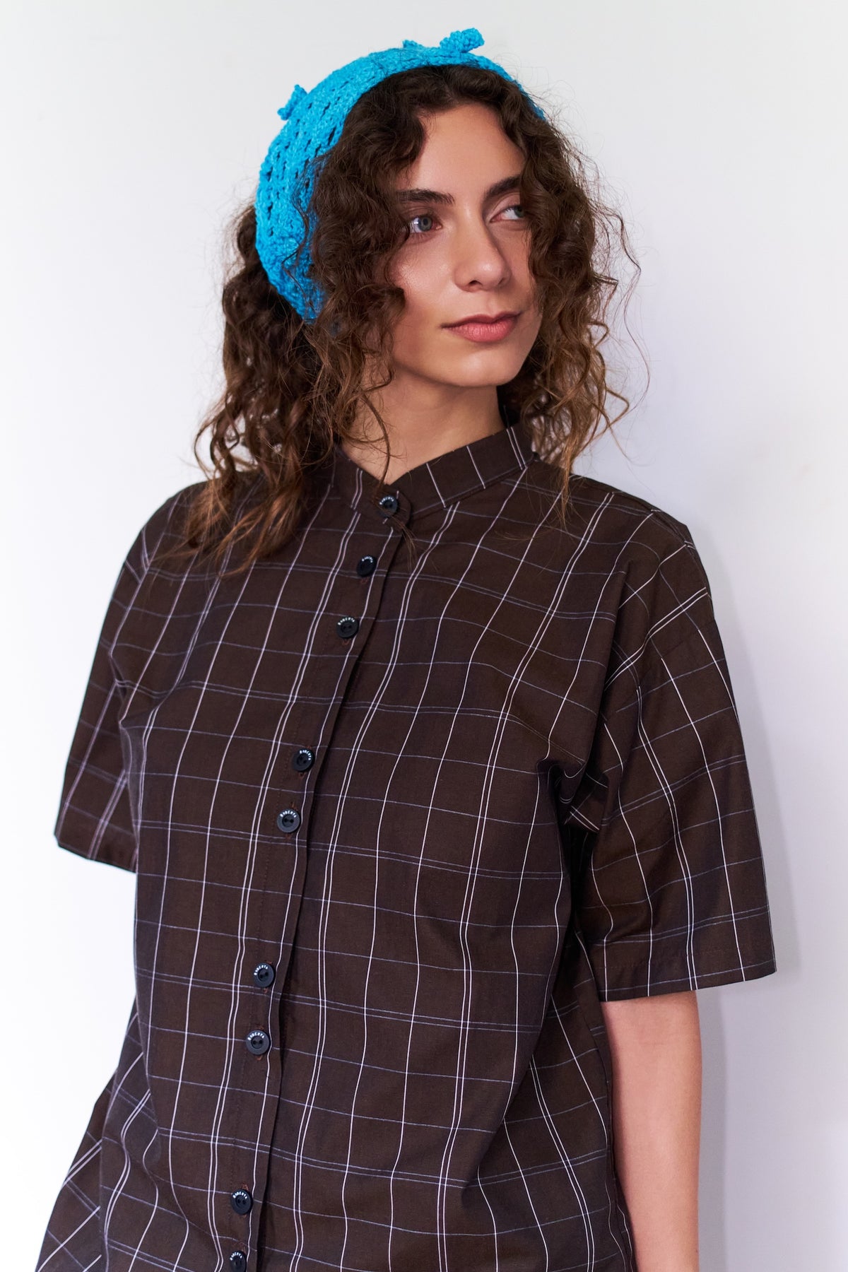 CAMISA GLOBO MAO ESCOCES CAFE