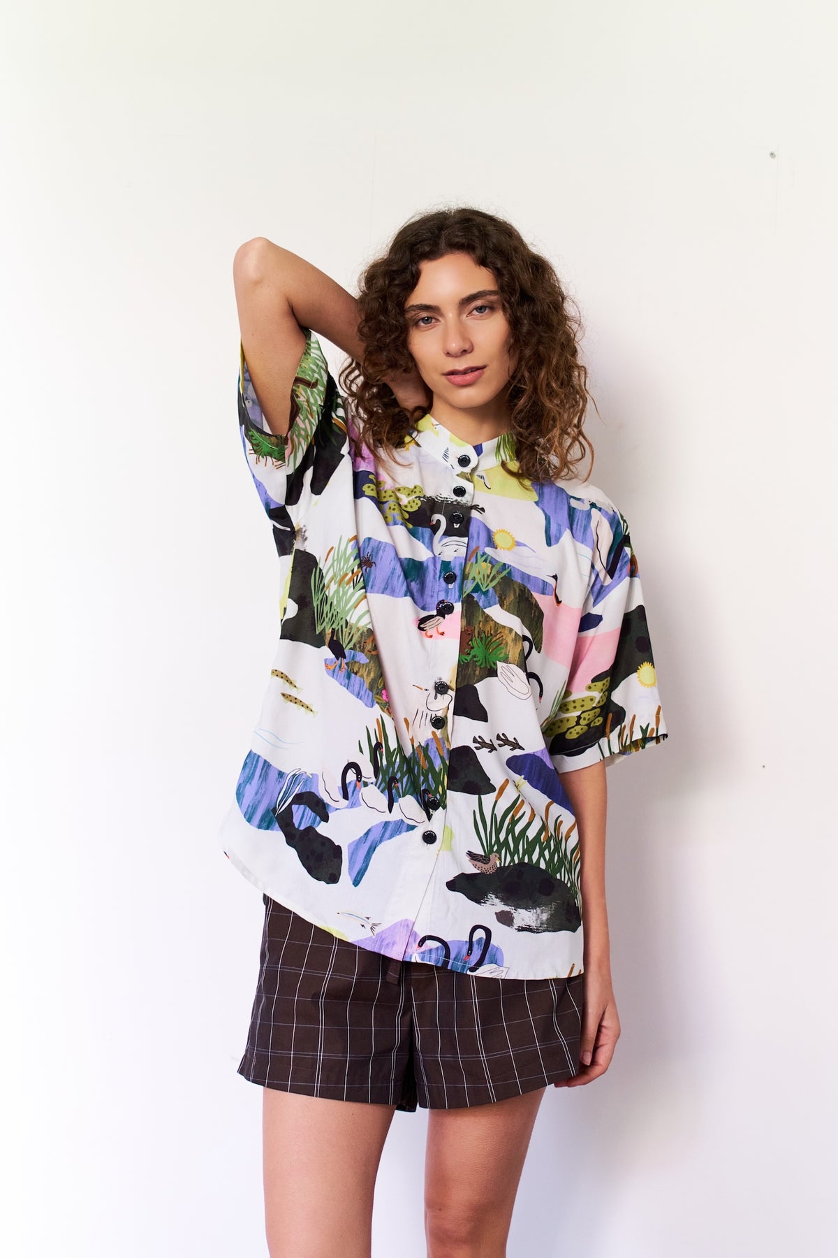 CAMISA GLOBO MAO HUMEDAL DIA
