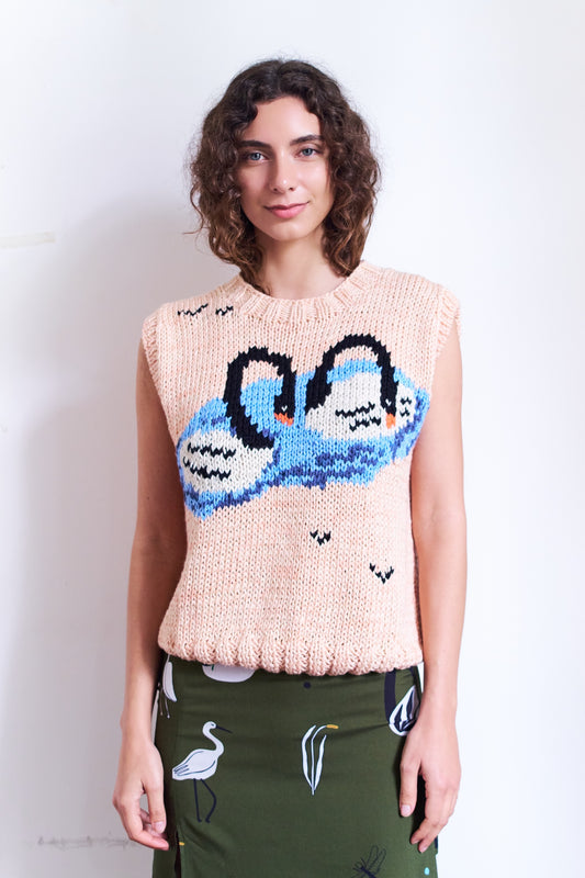 SWEATER SIN MANGAS CISNE AMOR