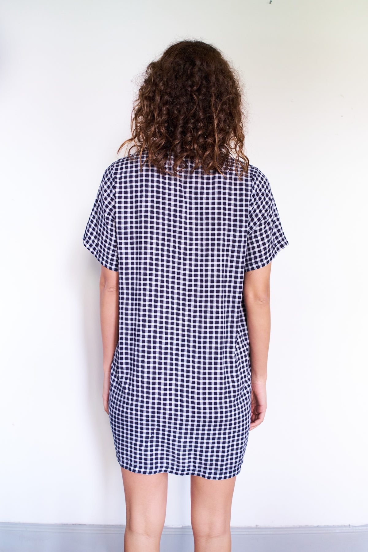 VESTIDO APLICACIONES CISNE