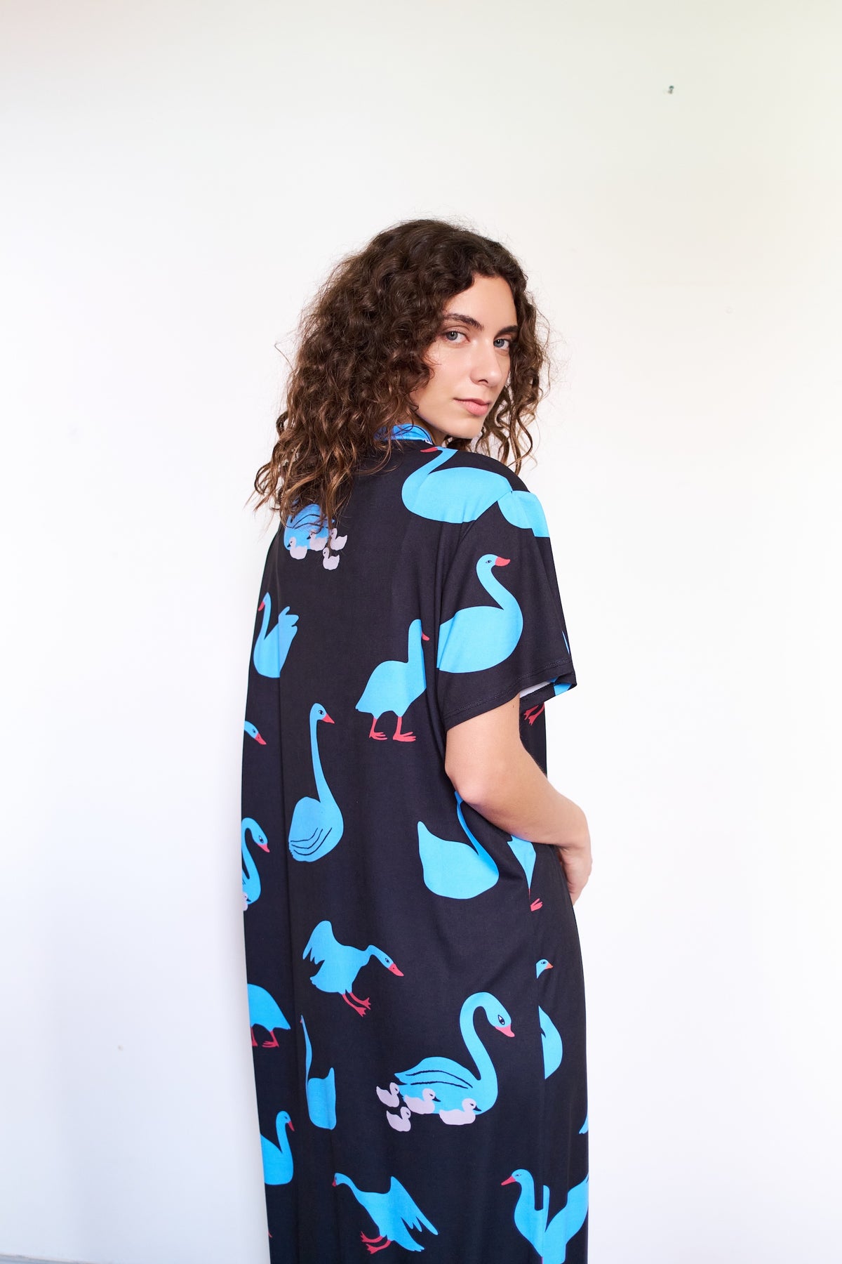 VESTIDO TORTUGA LARGO CISNES AZUL