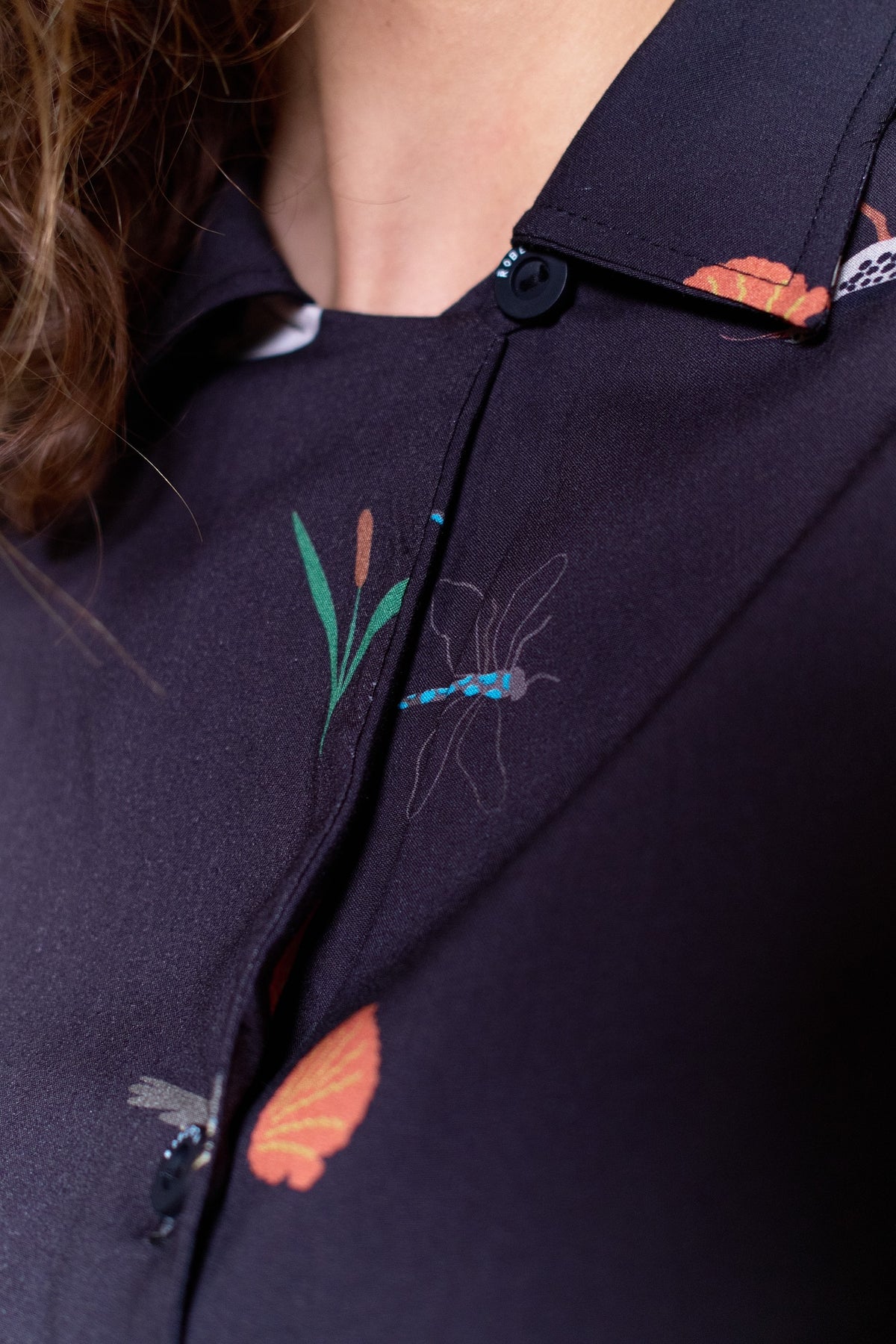 GUAYABERA ELEMENTOS CISNES