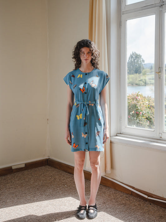 VESTIDO OVER MARIPOSAS CELESTE